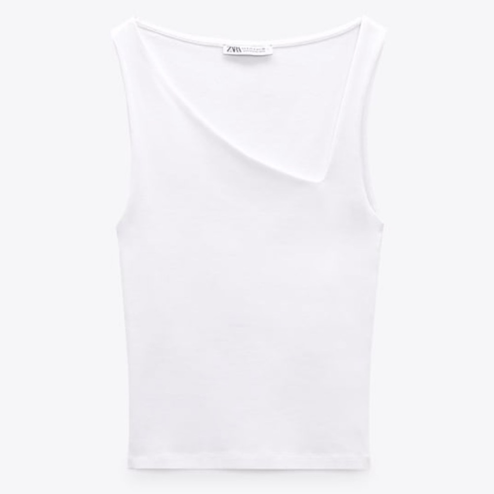ZARA. TOP. 12H LEFT